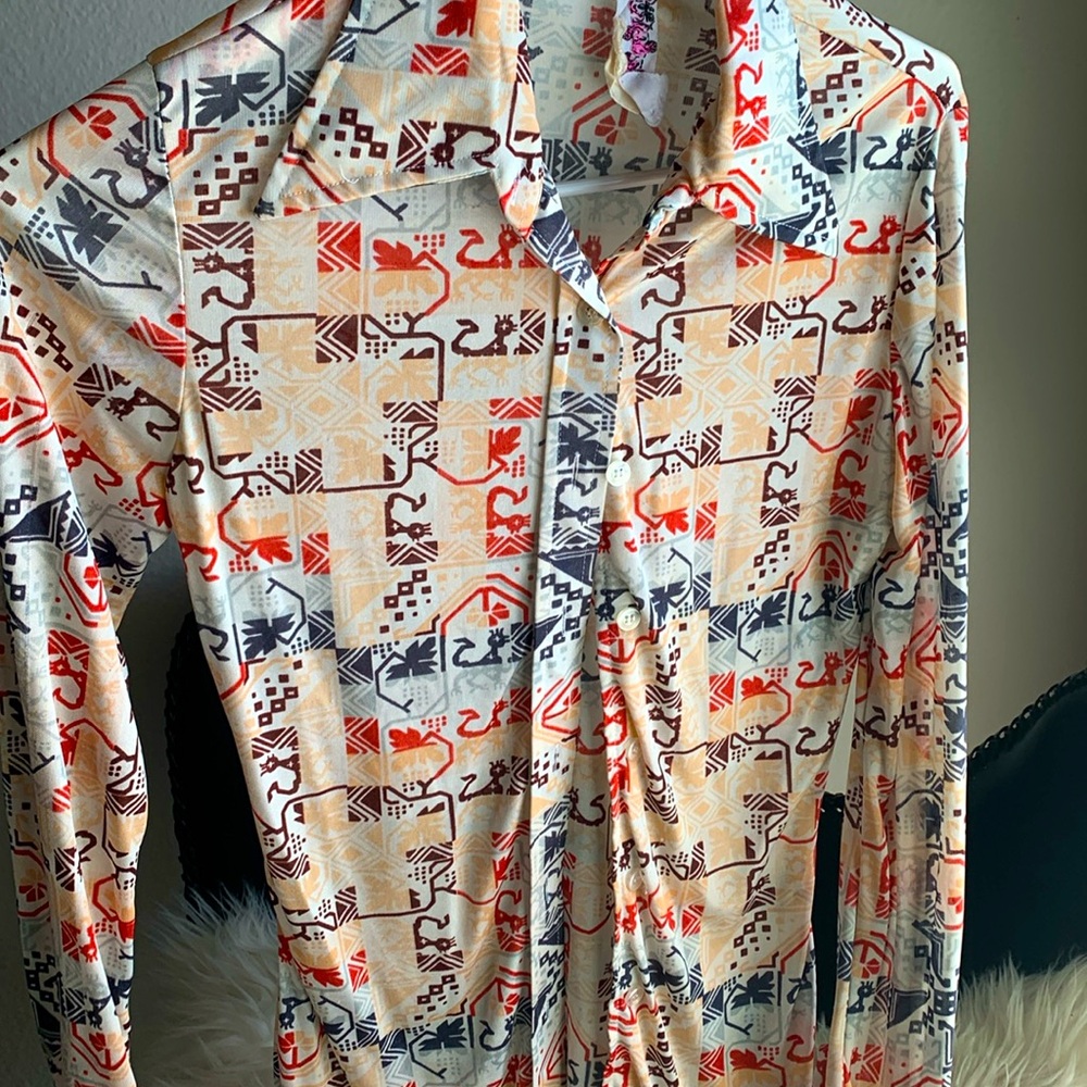 VINTAGE Graphic Pritnted Disco Button Down 70s Shirt